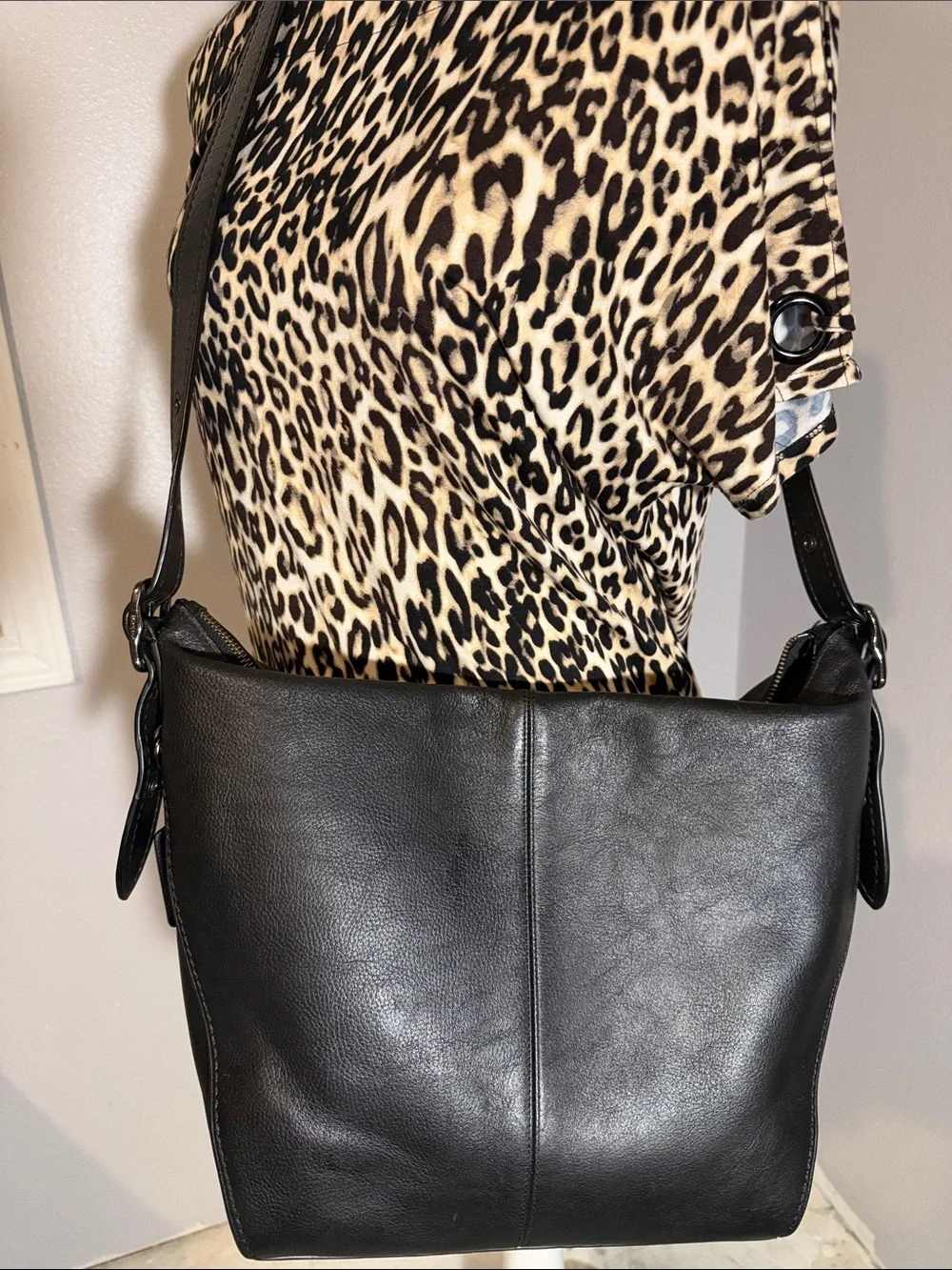 Coach Black Leather Shoulder Hobo Bag